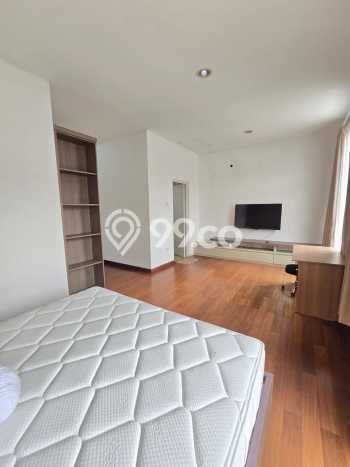 Disewakan! Rumah 4 Kamar Tidur &
4 Kamar Mandi di Pantai Indah Kapuk, Jakarta Utara Disewakan! Rumah 4 Kamar Tidur &
4 Kamar Mandi di Pantai Indah Kapuk, Jakarta Utara