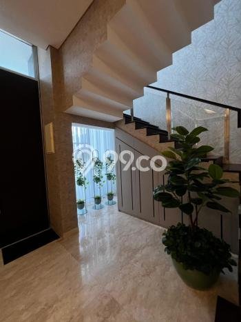 Rumah Kondisi Baik Disewakan di Pantai Indah Kapuk, Jakarta Utara LT 200m2, LB 400m2 Rumah Kondisi Baik Disewakan di Pantai Indah Kapuk, Jakarta Utara LT 200m2, LB 400m2