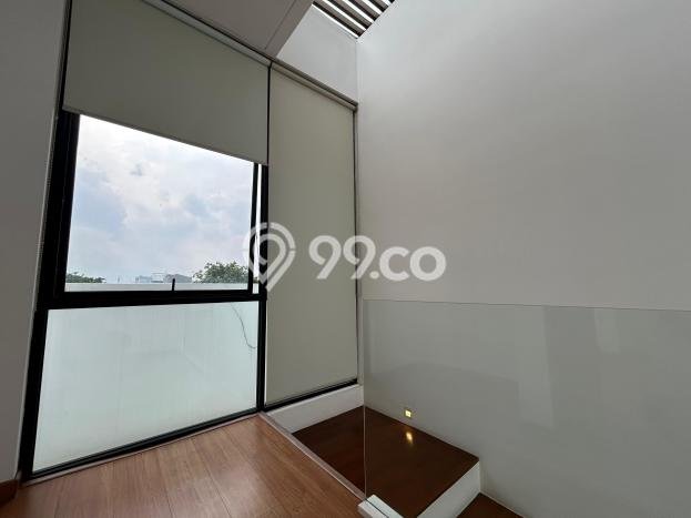 Rumah Elit LB 300m2 Siap Pakai Desain Elegan di Muara Karang, Jakarta Utara Rumah Elit LB 300m2 Siap Pakai Desain Elegan di Muara Karang, Jakarta Utara