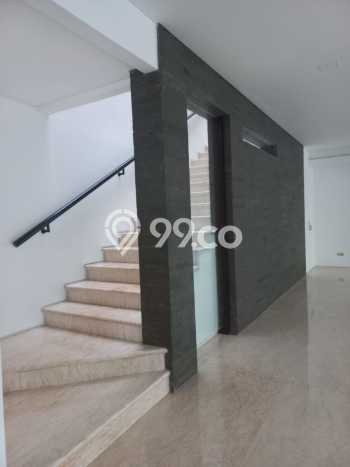 Disewakan Rumah Nyaman LT 600m2 / LB 540m2 di Permata Hijau, Jakarta Selatan Disewakan Rumah Nyaman LT 600m2 / LB 540m2 di Permata Hijau, Jakarta Selatan