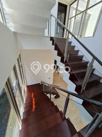 Jual Rumah Luas Elegan Dengan View Cantik di Pantai Indah Kapuk, Jakarta Utara Jual Rumah Luas Elegan Dengan View Cantik di Pantai Indah Kapuk, Jakarta Utara