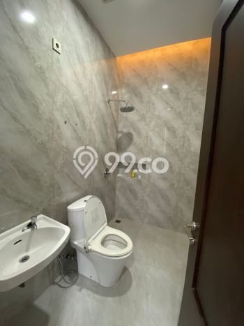 Rumah Disewakan Jakarta Utara LT 90m2 LB 180m2 Area Pantai Indah Kapuk Rumah Disewakan Jakarta Utara LT 90m2 LB 180m2 Area Pantai Indah Kapuk