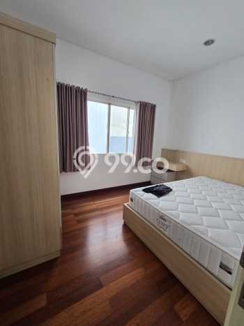 Disewakan! Rumah 4 Kamar Tidur &
4 Kamar Mandi di Pantai Indah Kapuk, Jakarta Utara Disewakan! Rumah 4 Kamar Tidur &
4 Kamar Mandi di Pantai Indah Kapuk, Jakarta Utara