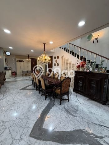 Rumah Luxury Modern Tanpa Renovasi di Pantai Indah Kapuk Jakarta Utara Rumah Luxury Modern Tanpa Renovasi di Pantai Indah Kapuk Jakarta Utara