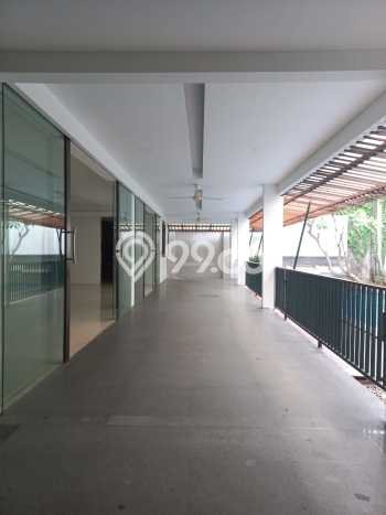 Disewakan Rumah Nyaman LT 600m2 / LB 540m2 di Permata Hijau, Jakarta Selatan Disewakan Rumah Nyaman LT 600m2 / LB 540m2 di Permata Hijau, Jakarta Selatan