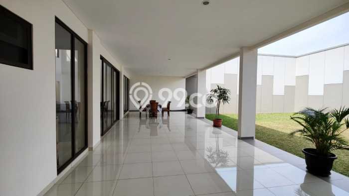 Rumah Luxury Modern Tanpa Renovasi di Soekarno Hatta Bandung Rumah Luxury Modern Tanpa Renovasi di Soekarno Hatta Bandung