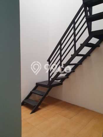 Rumah Minimalis 6 Kamar LT 162m2 di Taman Kopo Indah Rumah Minimalis 6 Kamar LT 162m2 di Taman Kopo Indah