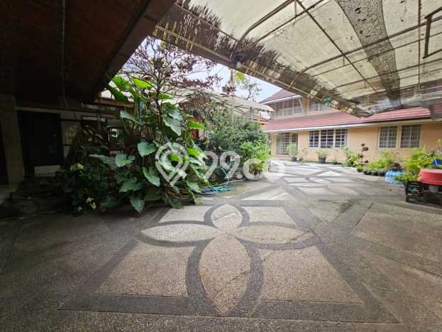 Unit Ruko Dijual di Bandung LT 1210m2 & LB 1000m2 Unit Ruko Dijual di Bandung LT 1210m2 & LB 1000m2