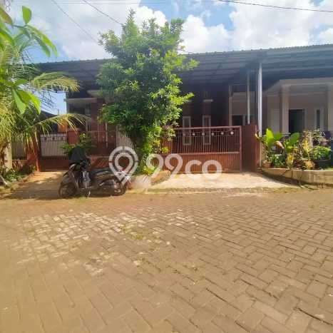 Rumah Modern LT 125m² Siap Huni di Kompleks Perumahan Cibinong, Bogor Rumah Modern LT 125m² Siap Huni di Kompleks Perumahan Cibinong, Bogor