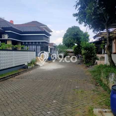Rumah Modern LT 125m² Siap Huni di Kompleks Perumahan Cibinong, Bogor Rumah Modern LT 125m² Siap Huni di Kompleks Perumahan Cibinong, Bogor