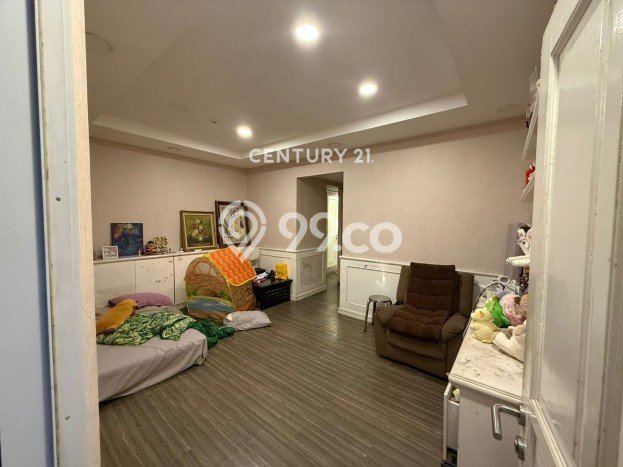 Jual Rumah Luas Elegan Dengan View Eksklusif di Tanah Sareal, Bogor Jual Rumah Luas Elegan Dengan View Eksklusif di Tanah Sareal, Bogor