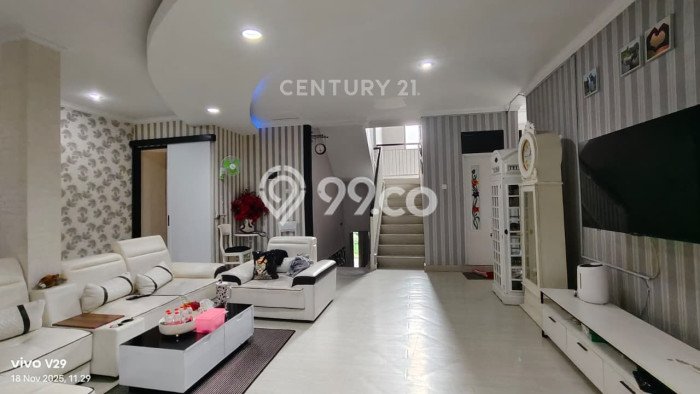Rumah Elit Modern Tanpa Renovasi di Sentul City Bogor Rumah Elit Modern Tanpa Renovasi di Sentul City Bogor