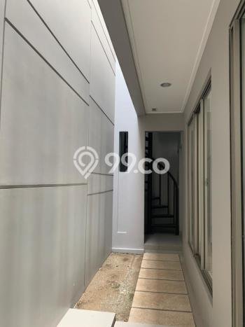 Hunian Mewah LB 160m2 Siap Pakai Desain Elegan di Pantai Indah Kapuk, Jakarta Utara Hunian Mewah LB 160m2 Siap Pakai Desain Elegan di Pantai Indah Kapuk, Jakarta Utara