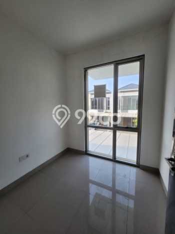 Dijual Hunian Rumah Terawat 3 KT di Pantai Indah Kapuk 2, Jakarta Utara Dijual Hunian Rumah Terawat 3 KT di Pantai Indah Kapuk 2, Jakarta Utara