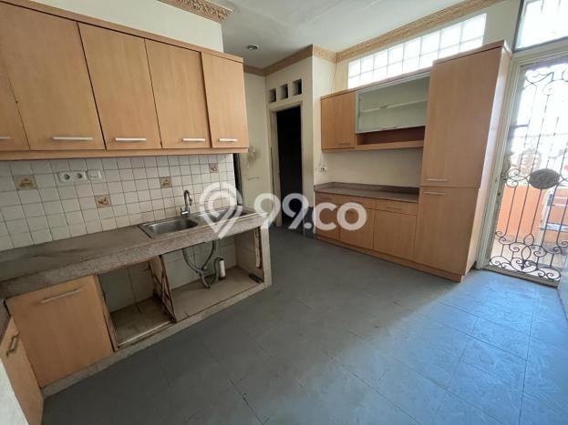 Rumah Elit Modern Tanpa Renovasi di Pantai Indah Kapuk Jakarta Utara Rumah Elit Modern Tanpa Renovasi di Pantai Indah Kapuk Jakarta Utara
