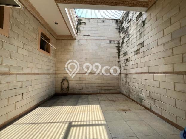Rumah Elit Modern Tanpa Renovasi di Pantai Indah Kapuk Jakarta Utara Rumah Elit Modern Tanpa Renovasi di Pantai Indah Kapuk Jakarta Utara