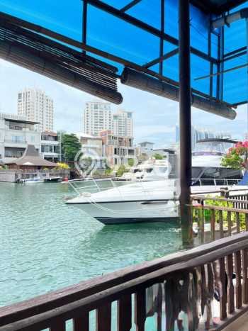Rumah Elit Modern Tanpa Renovasi di Pantai Mutiara Jakarta Utara Rumah Elit Modern Tanpa Renovasi di Pantai Mutiara Jakarta Utara
