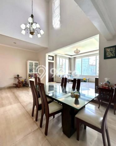 Rumah Elit LB 550m2 Siap Huni Desain Elegan di Pantai Indah Kapuk, Jakarta Utara Rumah Elit LB 550m2 Siap Huni Desain Elegan di Pantai Indah Kapuk, Jakarta Utara