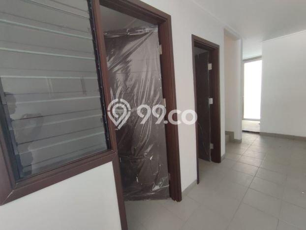 Rumah Elit Modern Tanpa Renovasi di Pantai Indah Kapuk Jakarta Utara Rumah Elit Modern Tanpa Renovasi di Pantai Indah Kapuk Jakarta Utara