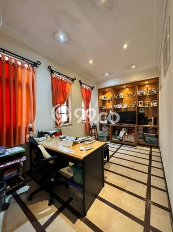 Ready to Use! Luxury House LT 175m2 Desain Elegan di Pantai Indah Kapuk Ready to Use! Luxury House LT 175m2 Desain Elegan di Pantai Indah Kapuk