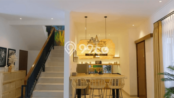 Rumah Luxury Modern Tanpa Renovasi di Terusan Buah Batu Bandung Rumah Luxury Modern Tanpa Renovasi di Terusan Buah Batu Bandung