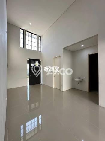 Ready to Use! Premium House LT 194m2 Desain Modern di Tidar Ready to Use! Premium House LT 194m2 Desain Modern di Tidar