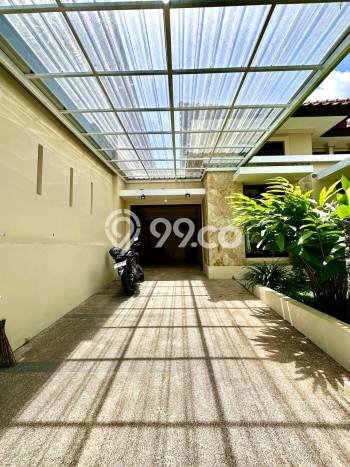 Hunian Elit LB 171m2 Siap Huni Desain Elegan di Araya, Malang Hunian Elit LB 171m2 Siap Huni Desain Elegan di Araya, Malang