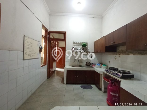 Siap Huni Rumah Mewah 5 Kamar di Klojen Dekat ke Mana Saja Siap Huni Rumah Mewah 5 Kamar di Klojen Dekat ke Mana Saja