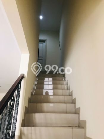Disewakan! Rumah 2 Kamar Tidur &
1 Kamar Mandi di Green Lake City, Jakarta Barat Disewakan! Rumah 2 Kamar Tidur &
1 Kamar Mandi di Green Lake City, Jakarta Barat