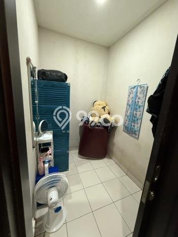 Rumah Elit Modern Tanpa Renovasi di Green Lake City Jakarta Barat Rumah Elit Modern Tanpa Renovasi di Green Lake City Jakarta Barat