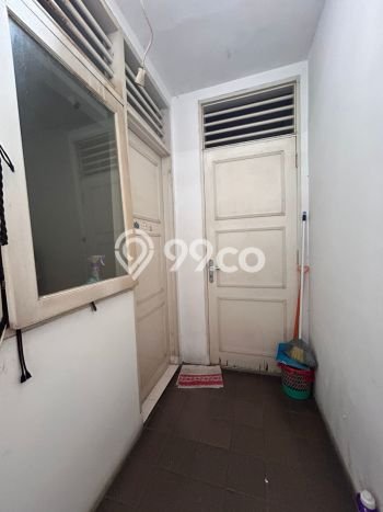 Rumah Nyaman 2 KT LB 120m2 Kondisi Bagus di Karang Tengah Rumah Nyaman 2 KT LB 120m2 Kondisi Bagus di Karang Tengah