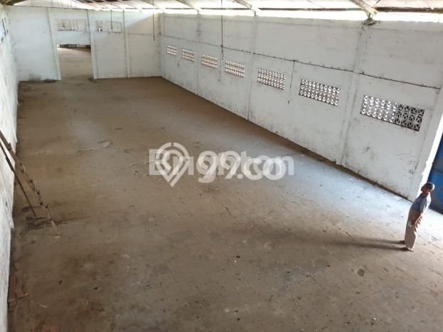Area Ramai! Gudang Dijual di Gadingrejo untuk Bisnis Luas Bangunan 1500m2 Area Ramai! Gudang Dijual di Gadingrejo untuk Bisnis Luas Bangunan 1500m2