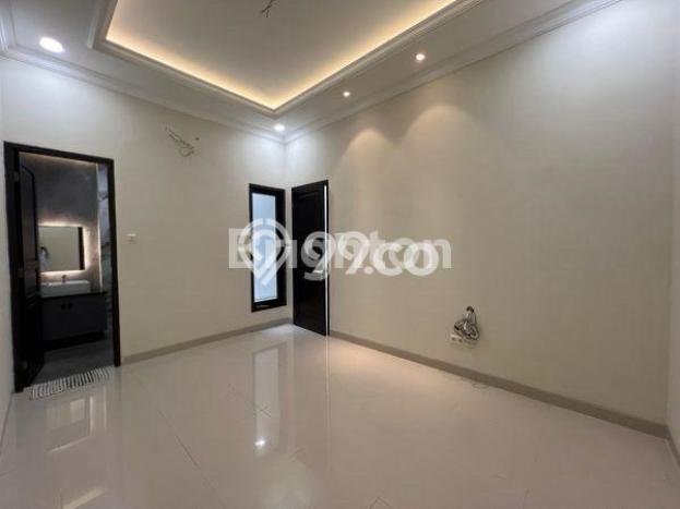 For Sale Rumah Mewah Exclusive di Duren Sawit, Jakarta Timur For Sale Rumah Mewah Exclusive di Duren Sawit, Jakarta Timur