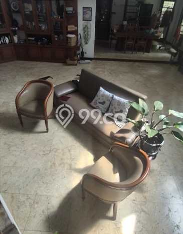 Ready to Use! Premium House LT 511m2 Desain Modern di Pejaten Ready to Use! Premium House LT 511m2 Desain Modern di Pejaten