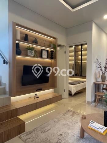 Dijual Rumah Luas Megah Dengan View Cantik di Cijantung, Jakarta Timur Dijual Rumah Luas Megah Dengan View Cantik di Cijantung, Jakarta Timur