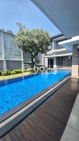 Siap Huni Hunian Elit 4 Kamar di Cimanggis Dekat ke Mana Pun Siap Huni Hunian Elit 4 Kamar di Cimanggis Dekat ke Mana Pun