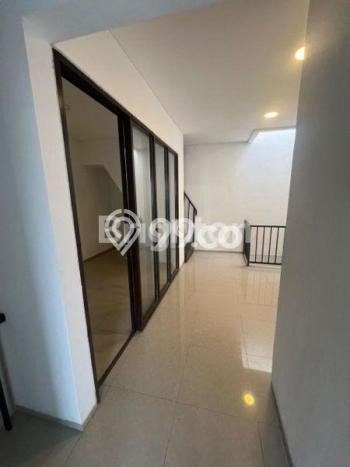 Rumah Modern Cantik 4 KT Siap Huni di Bekasi Utara Rumah Modern Cantik 4 KT Siap Huni di Bekasi Utara