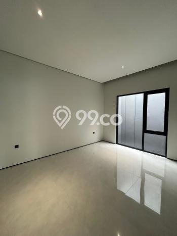 Rumah Mewah LB 280m2 Siap Pakai Desain Elegan di BSD Eminent, Tangerang Rumah Mewah LB 280m2 Siap Pakai Desain Elegan di BSD Eminent, Tangerang