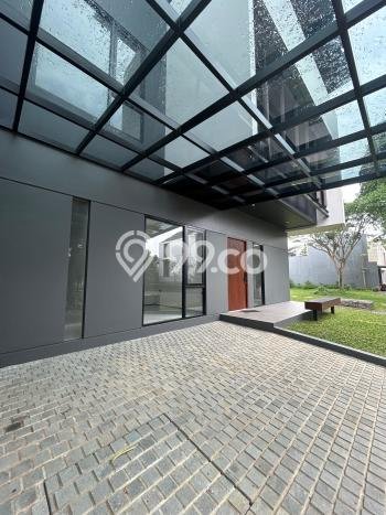 Rumah Mewah LB 280m2 Siap Pakai Desain Elegan di BSD Eminent, Tangerang Rumah Mewah LB 280m2 Siap Pakai Desain Elegan di BSD Eminent, Tangerang