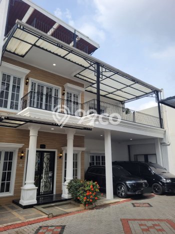 Rumah Luxury Modern Tanpa Renovasi di Bintaro Jakarta Selatan Rumah Luxury Modern Tanpa Renovasi di Bintaro Jakarta Selatan