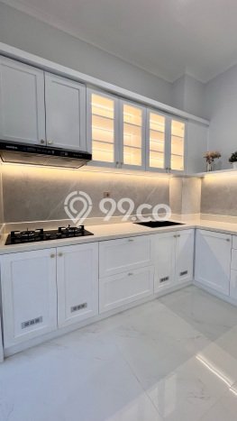 Hunian Elit LB 180m2 Siap Pakai Desain Elegan di BSD Nusaloka, Tangerang Hunian Elit LB 180m2 Siap Pakai Desain Elegan di BSD Nusaloka, Tangerang