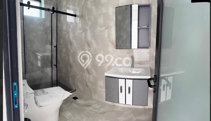 Rumah Luxury Modern Tanpa Renovasi di BSD Foresta Tangerang Rumah Luxury Modern Tanpa Renovasi di BSD Foresta Tangerang