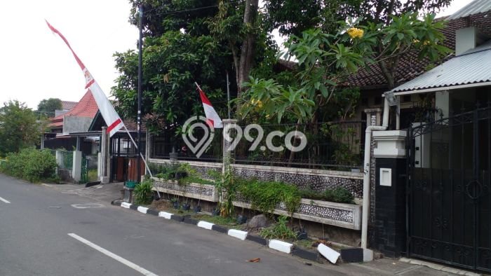 Jual Rumah Strategis Bagus Punya 3 KT di Kraton Yogyakarta SHM Jual Rumah Strategis Bagus Punya 3 KT di Kraton Yogyakarta SHM