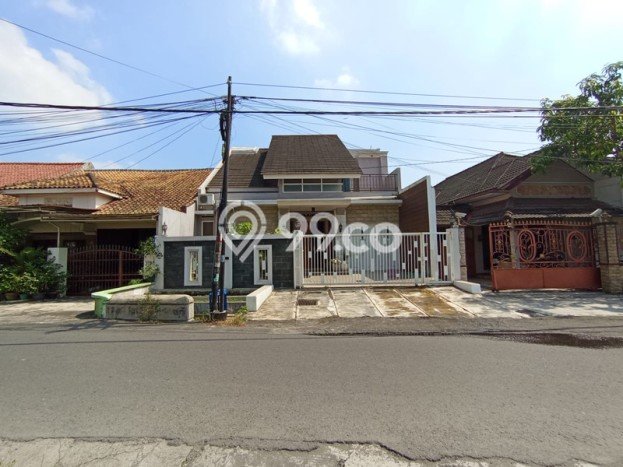 Siap Huni Hunian Elit 6 Kamar di Umbulharjo Dekat ke Mana Saja Siap Huni Hunian Elit 6 Kamar di Umbulharjo Dekat ke Mana Saja