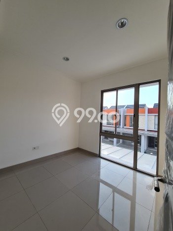 Dijual Hunian Rumah Nyaman 2 KT di Pantai Indah Kapuk, Jakarta Utara Dijual Hunian Rumah Nyaman 2 KT di Pantai Indah Kapuk, Jakarta Utara