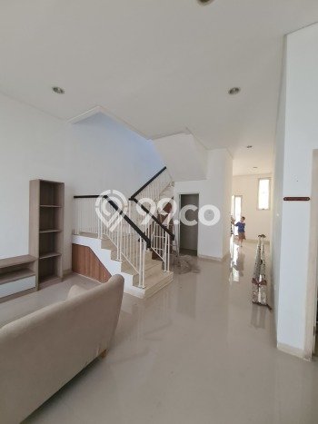 Rumah sewa siap huni 3 KT di Pantai Indah Kapuk, Jakarta Utara Rumah sewa siap huni 3 KT di Pantai Indah Kapuk, Jakarta Utara