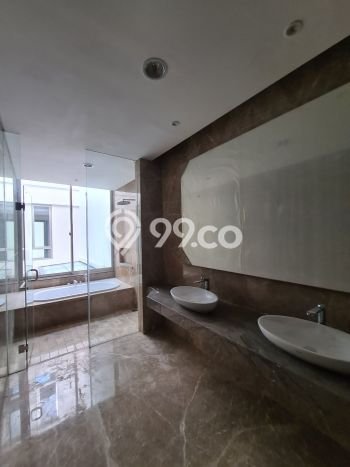 Rumah Disewakan Jakarta Utara LT 300m2 LB 444m2 Area Pantai Indah Kapuk Rumah Disewakan Jakarta Utara LT 300m2 LB 444m2 Area Pantai Indah Kapuk