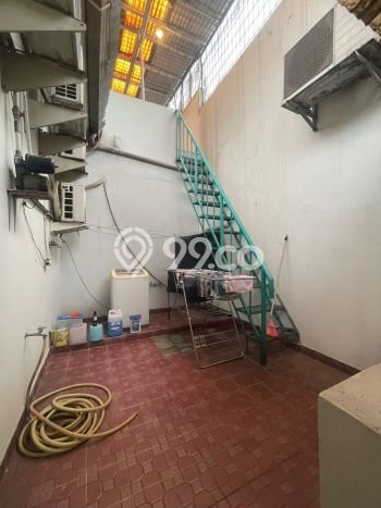 For Sale! Luxury House LT 180m2 Desain Elegan di Pantai Indah Kapuk For Sale! Luxury House LT 180m2 Desain Elegan di Pantai Indah Kapuk