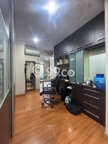 For Sale! Luxury House LT 180m2 Desain Elegan di Pantai Indah Kapuk For Sale! Luxury House LT 180m2 Desain Elegan di Pantai Indah Kapuk