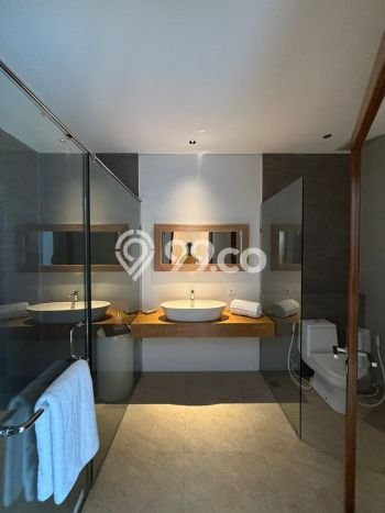 Ready to Use! Luxury House LT 150m2 Desain Elegan di Umalas Ready to Use! Luxury House LT 150m2 Desain Elegan di Umalas